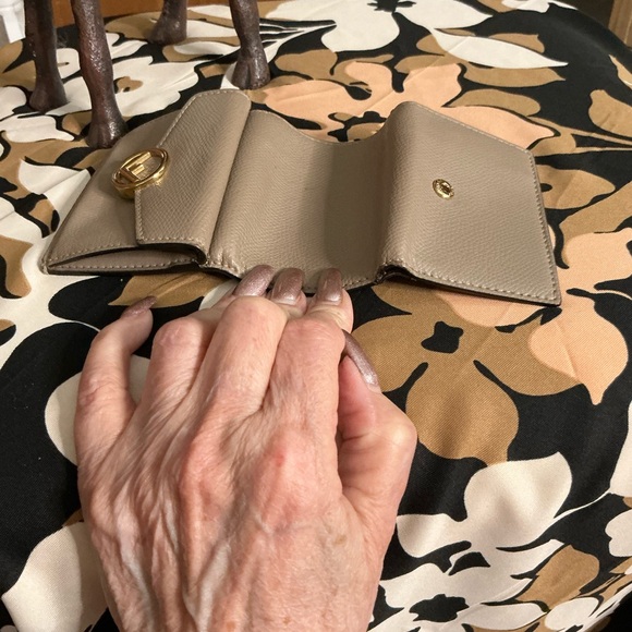 FENDI Tri-fold Compact Wallet - Picture 3 of 10